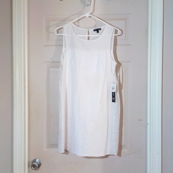 As U WISH MEDIUM WHITE EYELET LINED SUNDRESS NWT - Picture 1 of 9
